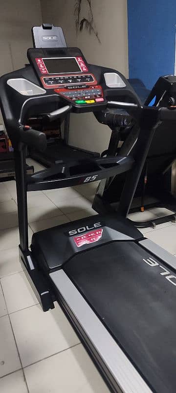 IMPORTED TREADMILL MACHINE SOLE F85. . 5