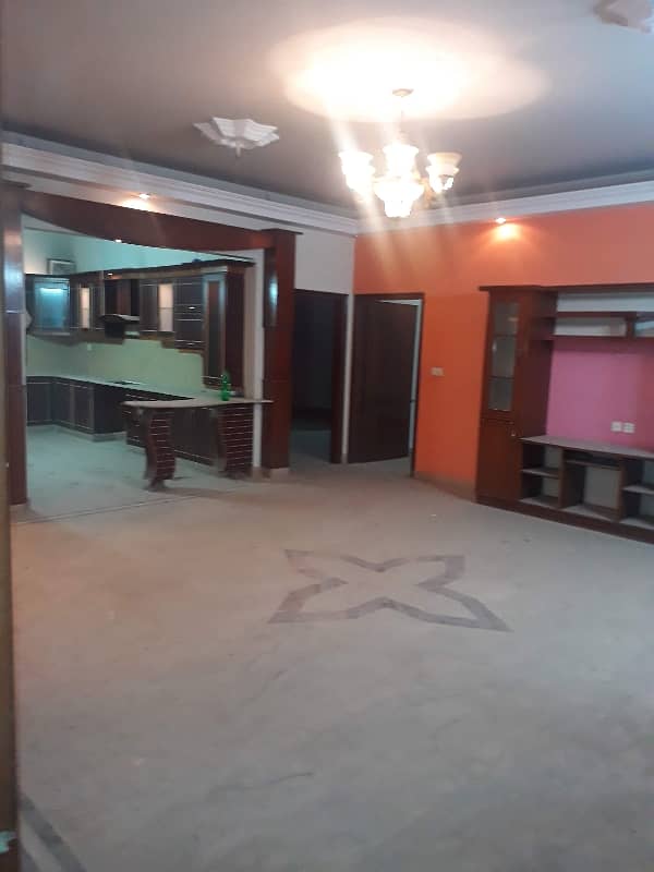 Banglow Full Floor 3 Bed Drwaing Lounge Nazimabad No. 4 For Rent 3