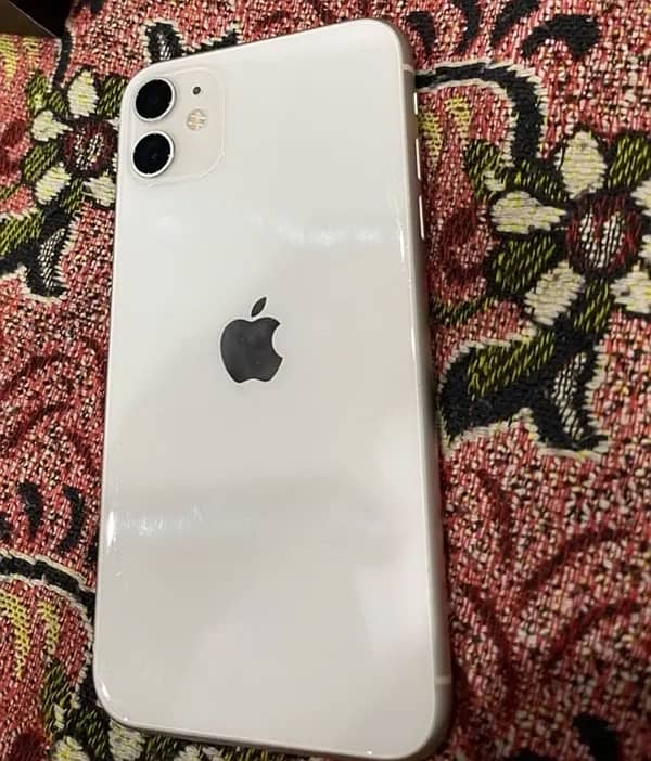 I phone 11 White Colour 6