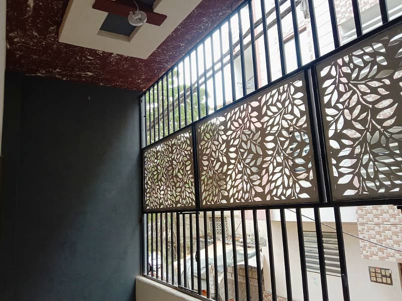 Nazimabad 3 Bed Drawing Lounge With Parking. 5