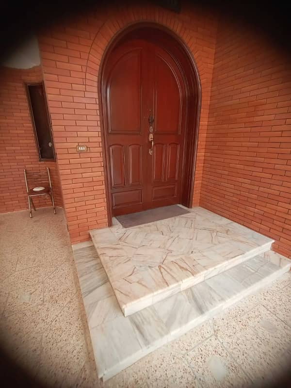 2 Kanal Beautiful House with Basement Hall for Sale in DHA Phase 3 3