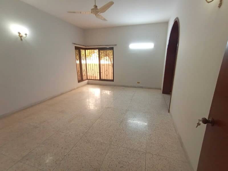 2 Kanal Beautiful House with Basement Hall for Sale in DHA Phase 3 7