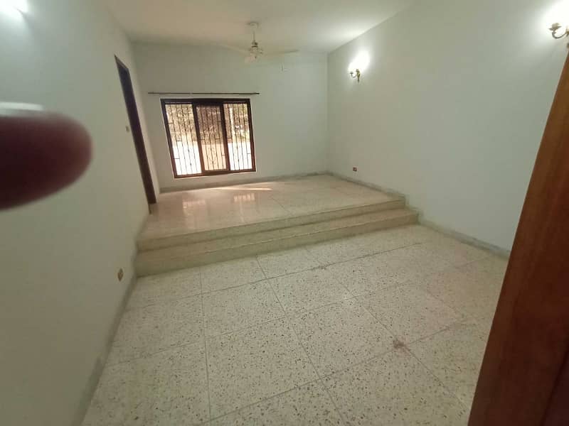 2 Kanal Beautiful House with Basement Hall for Sale in DHA Phase 3 13