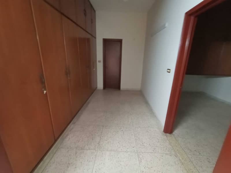 2 Kanal Beautiful House with Basement Hall for Sale in DHA Phase 3 19