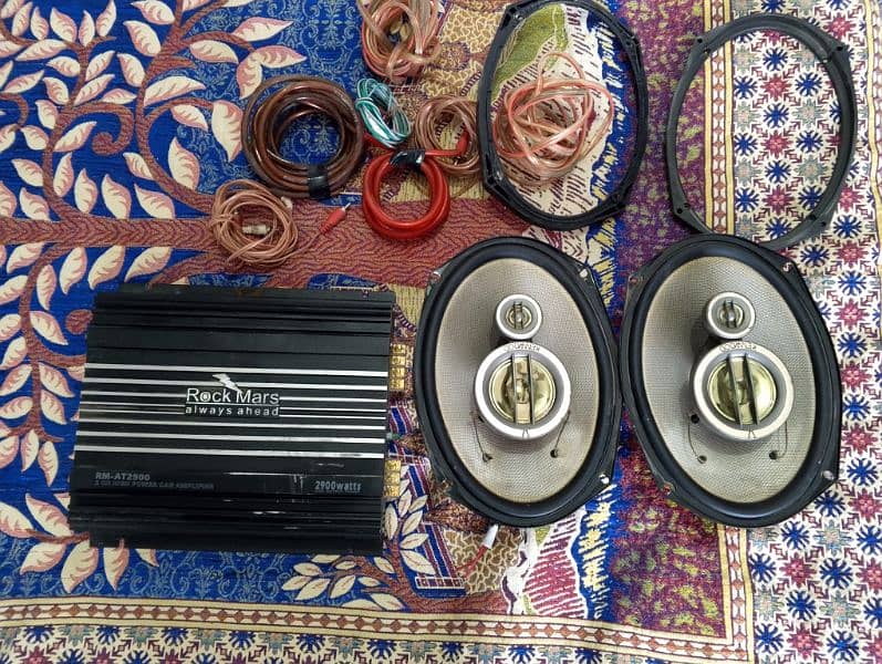 2 Kenwood speakers kfc-718 and 2 ch amplifier 0