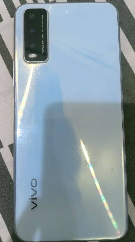 Vivo y 20 3