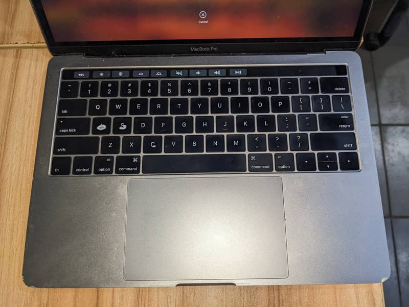 MACBOOK PRO 2016 13-INCH (TOUCHBAR) 2