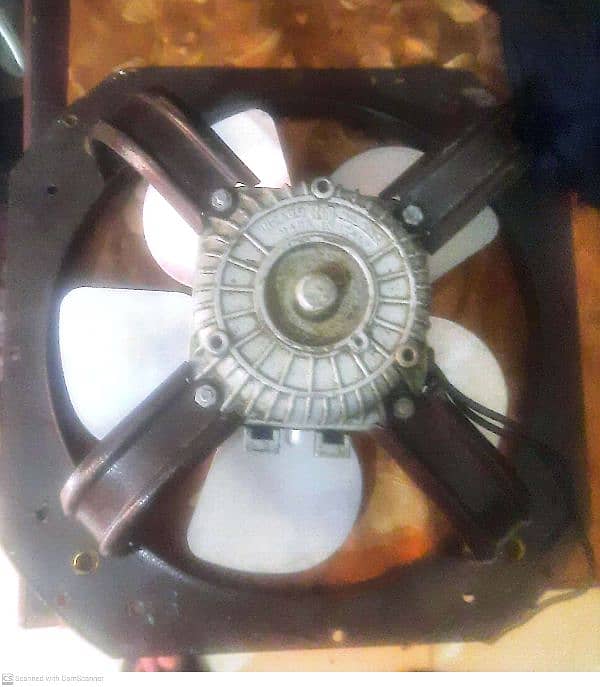 exhaust  fan in very good condition 1