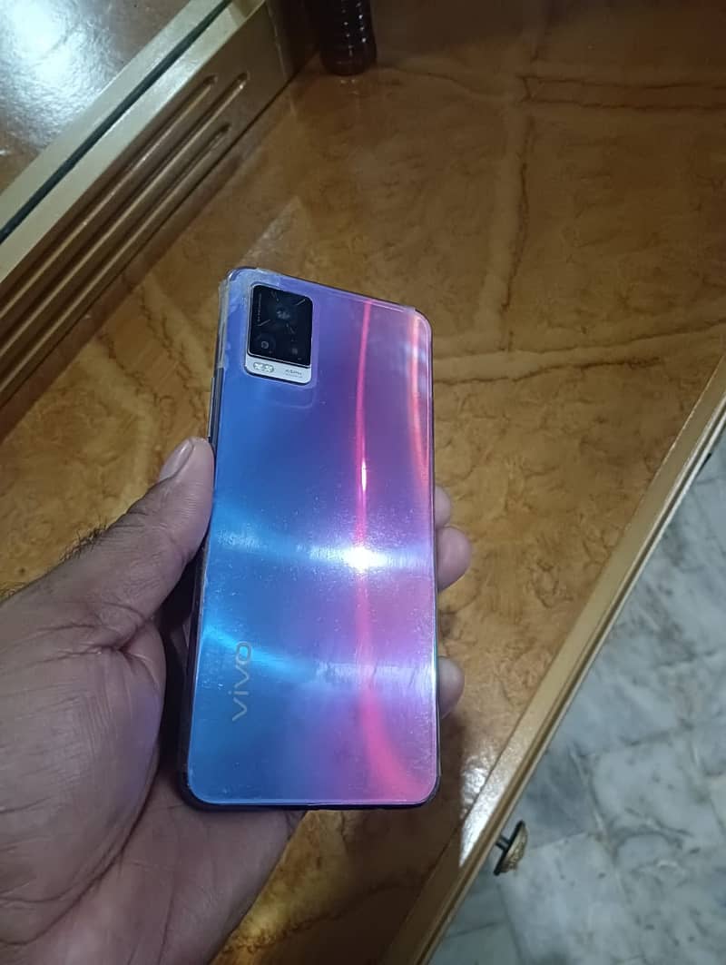 Vivo v20  = 03034002300 7