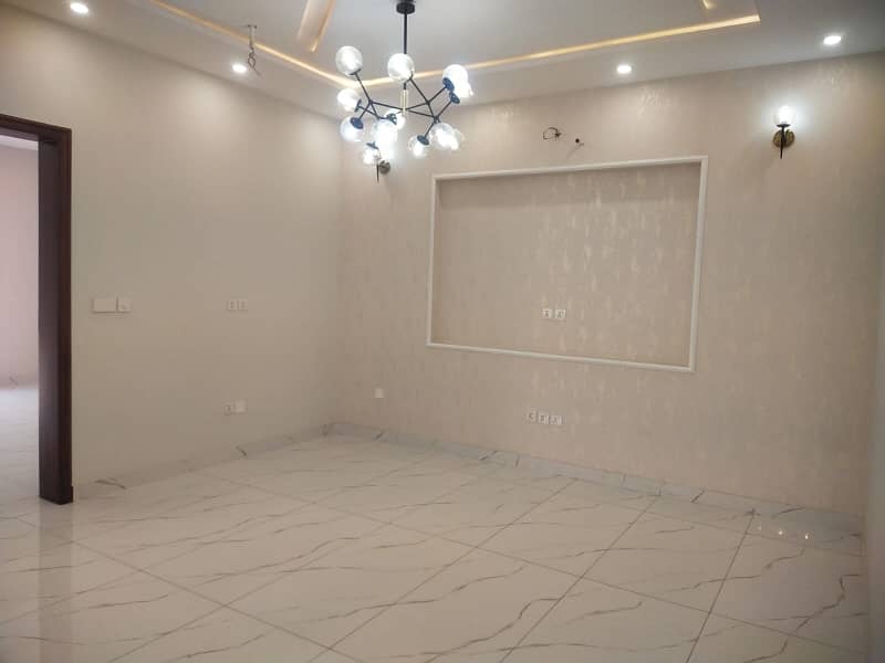 Ten Marla full house for rent in Ghaznavi block near Imtiaz Store and Winter land snow park 7