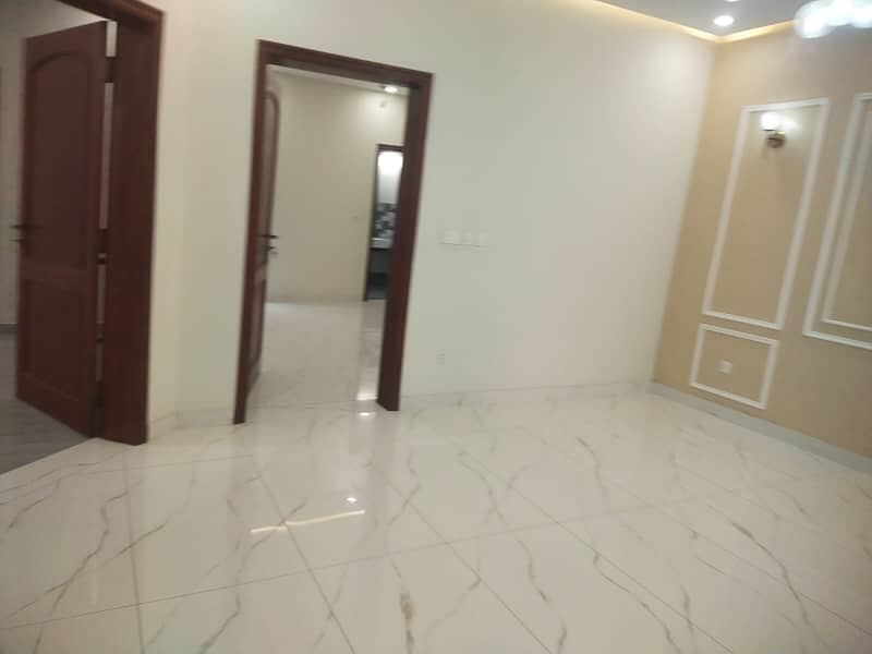 Ten Marla full house for rent in Ghaznavi block near Imtiaz Store and Winter land snow park 11