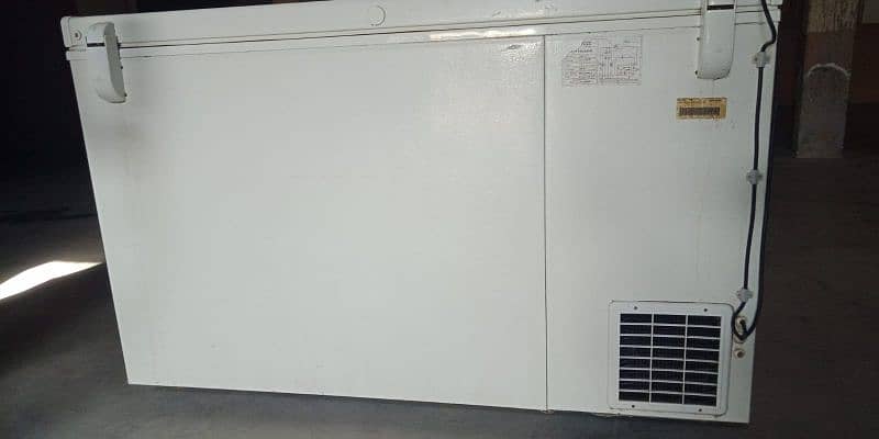 Quick Cooling Freezer - Affordable and Reliable 5