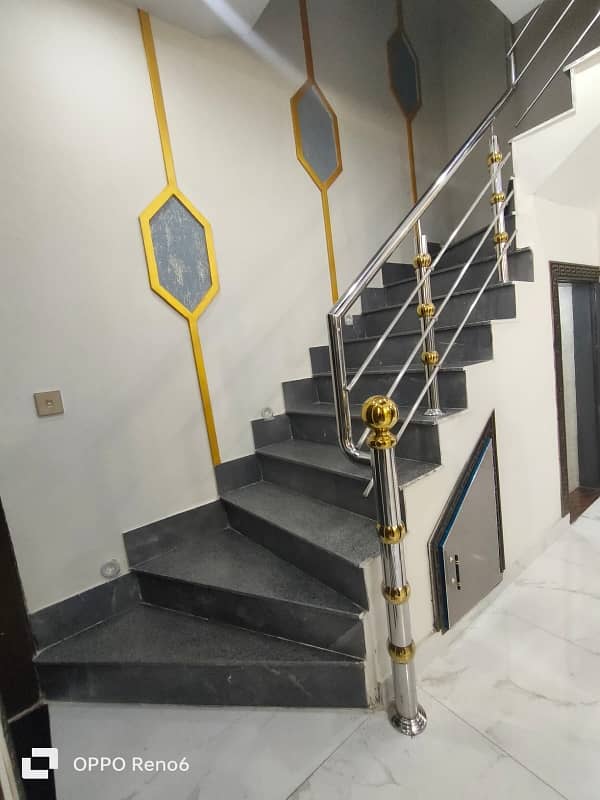 Ten Marla full house for rent at prime location of Secter D Bahria Town Lahore 9