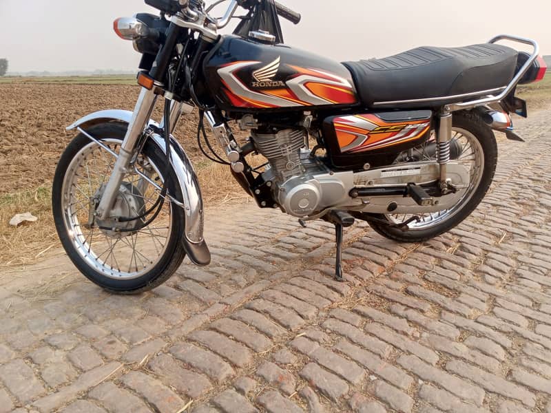 Honda CG 125 2022 Model 6