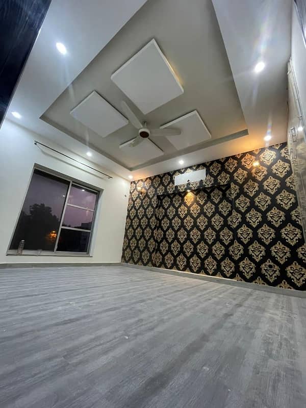 10 Marla Upper Portion For Rent In Ghaznavi Block Near Winter Land Snow Park And Mosque 8