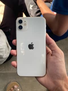 Iphone 11 FU with box and original cable