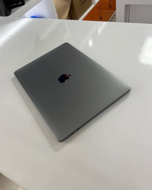 MacBook Pro 2012 0