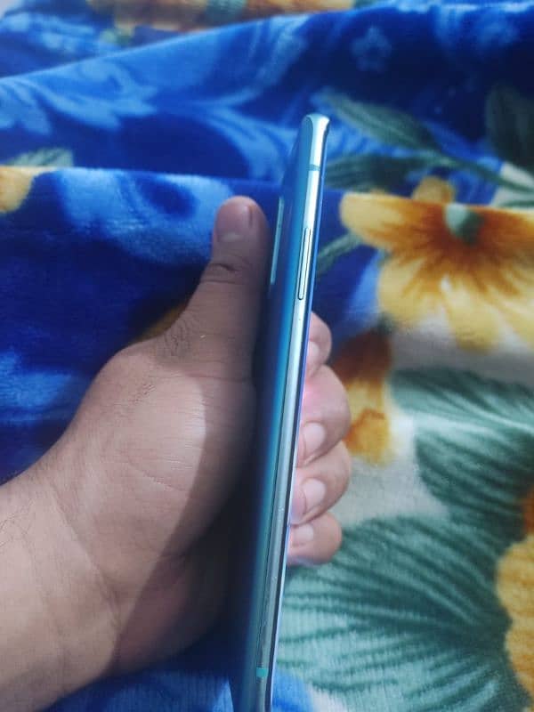 oneplus 8 dual pta approved 10/10 condition 8 +5/128 0