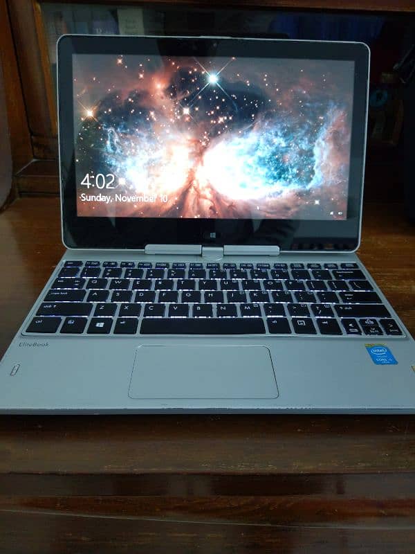 HP Elite book revolve 810 G3 0