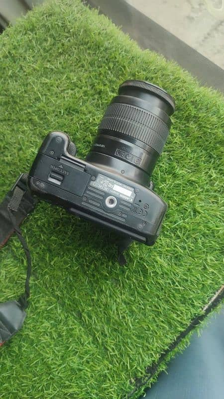 canon. EOS 650D. (tech screan) 1