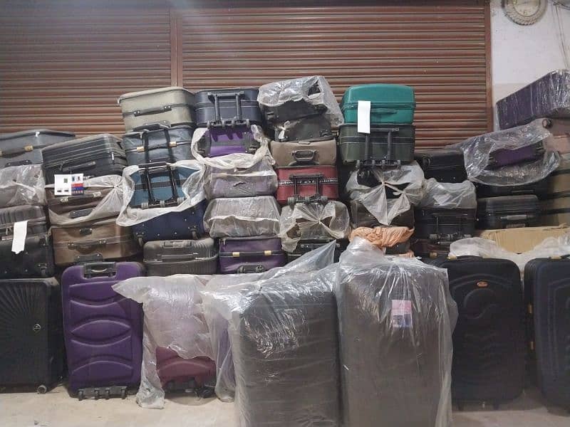 used luggage and bags for storage 0