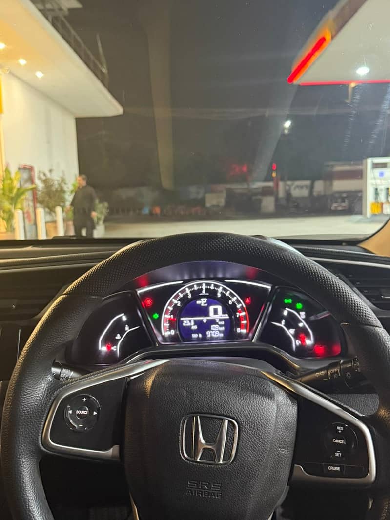 Honda Civic  Oriel 1.8 i-VTEC CVT 2021 9