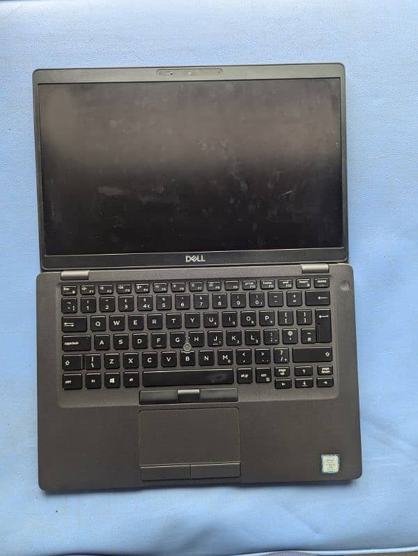 Dell 5400 core i7 8th gen touchscreen 1