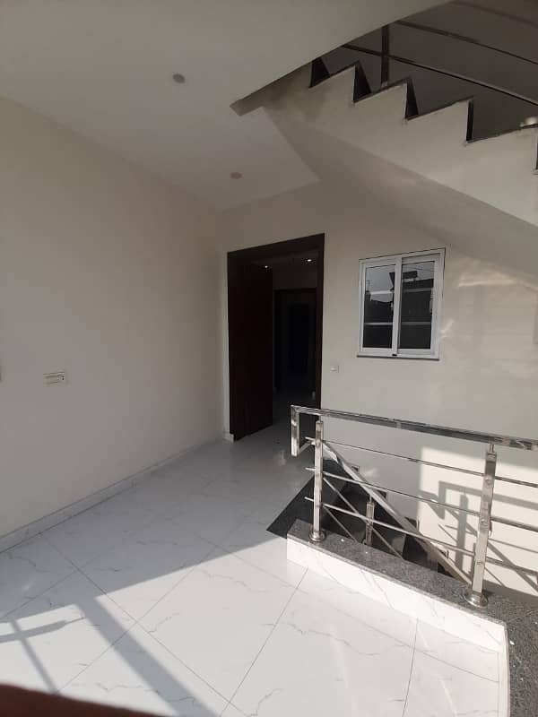 5 MARLA BRAND NEW HOUSE FOR SALE IN NASHEMAN IQBAL PHASE 2 BLOCK A2 6