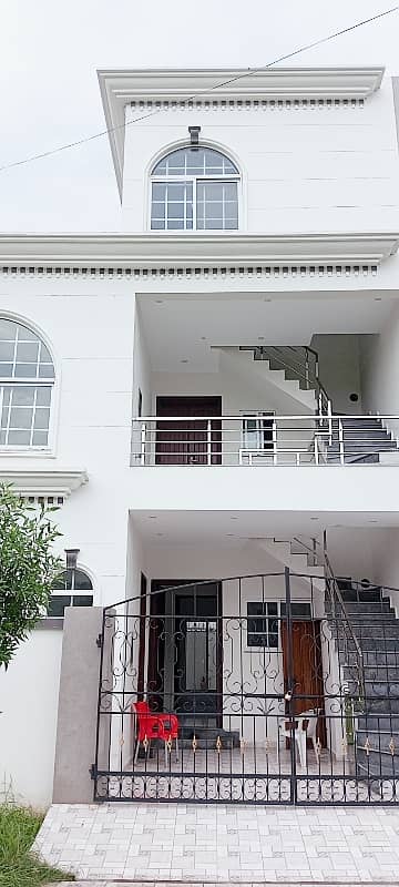 5 MARLA BRAND NEW HOUSE FOR SALE IN NASHEMAN IQBAL PHASE 2 BLOCK A2 19