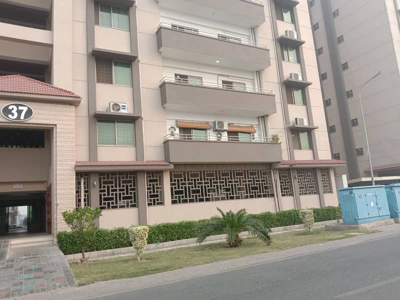 This Is A Four Bed Room Apartment With All Amenities Of Life. 2