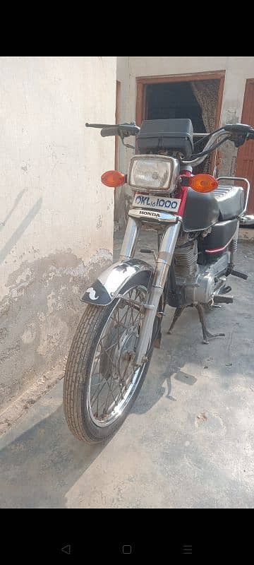 125 2016 model good condition 2