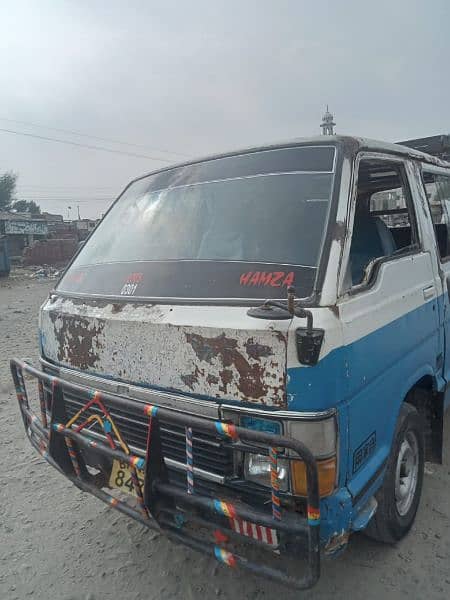 Toyota Hiace 1