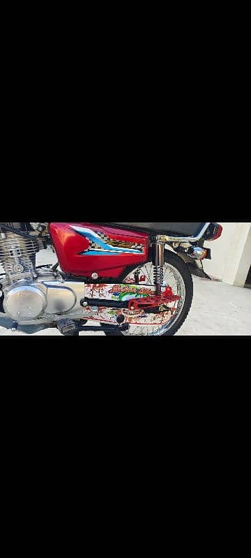 HONDA CG 125 SIMPLE 3