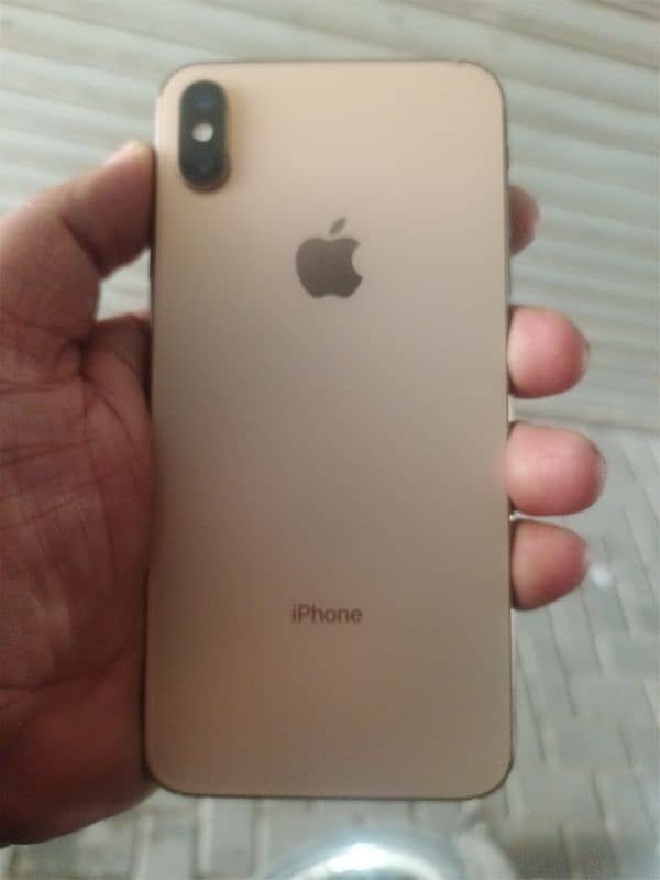 I phone xsmax 64 gb 0