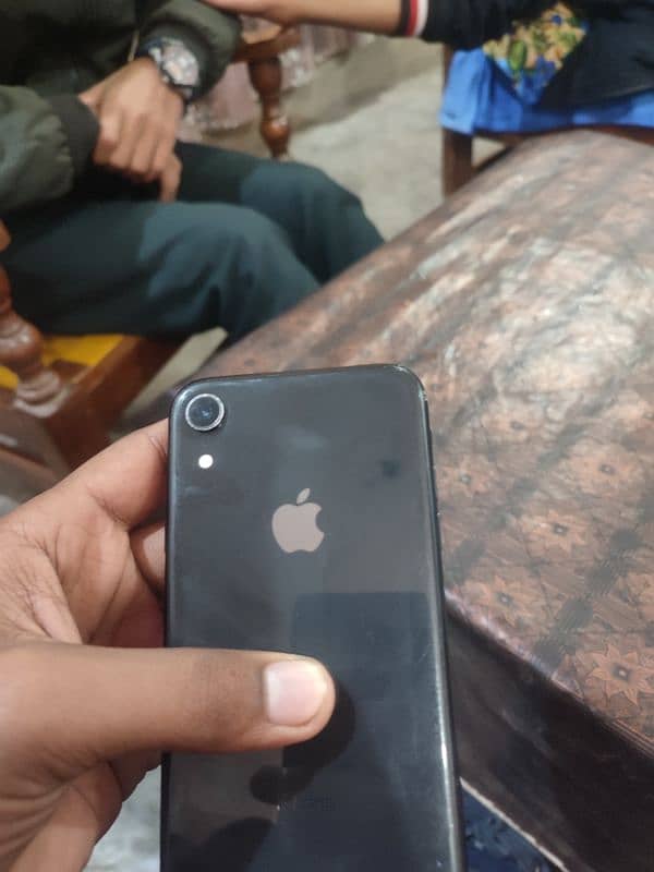 iphone xr 1