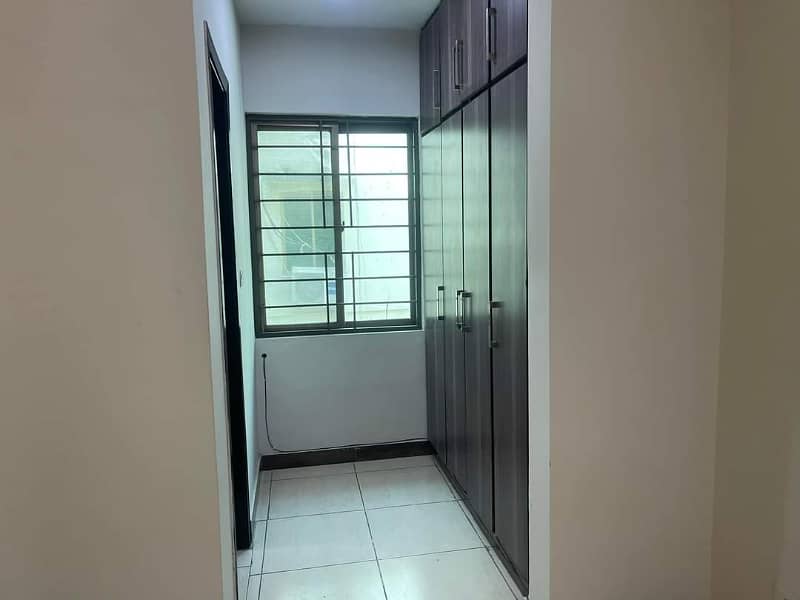 Don'T Miss Out This Beautiful Apartment (For Rent) 5