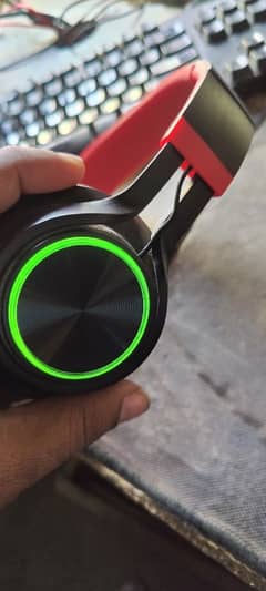 wireless headphones Good condition