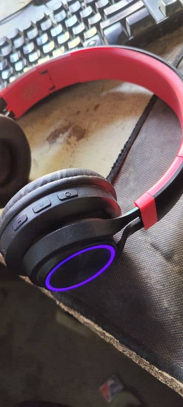 wireless headphones Good condition 1