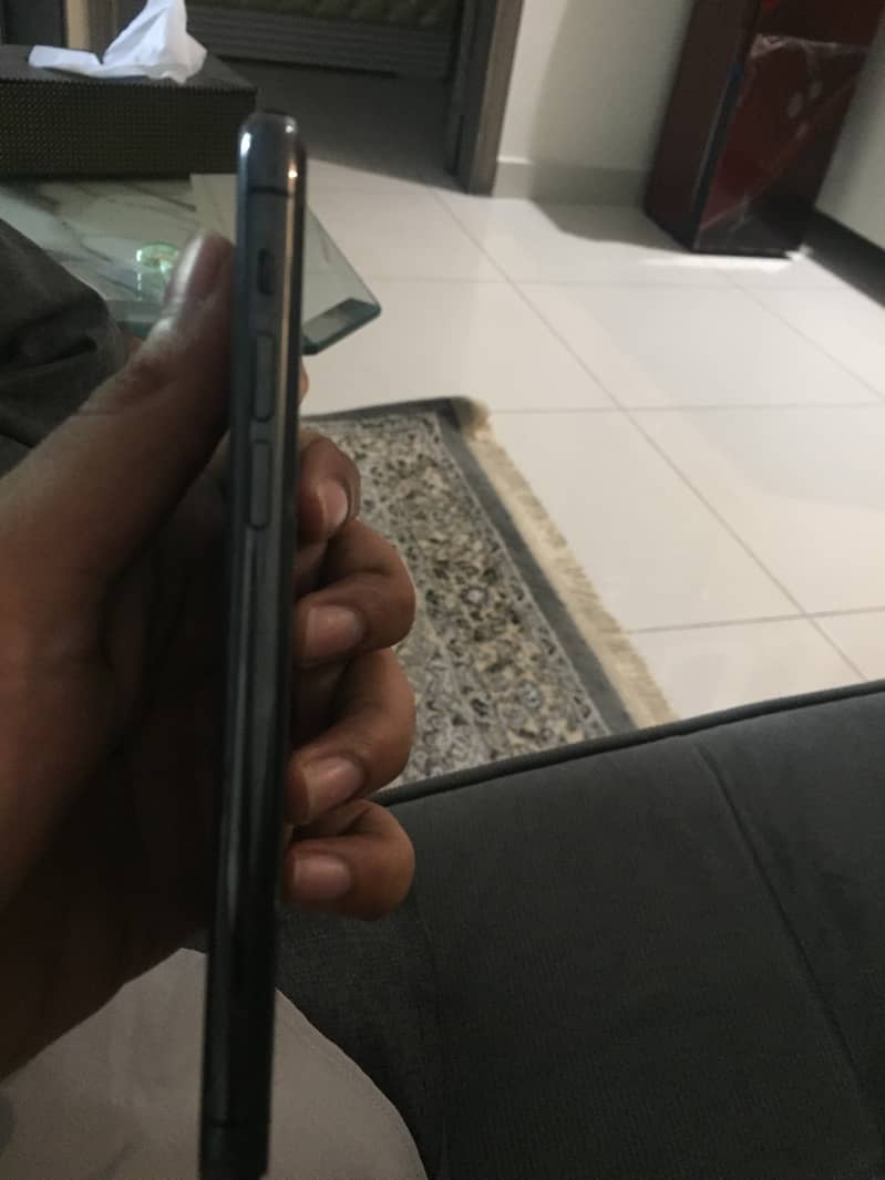 iPhone 11 Pro non pta 2