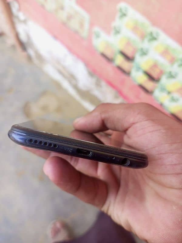 infinix hot 8 condition 10/10 3