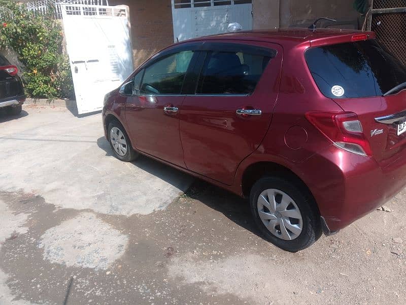 Toyota Vitz jawella key red 2014/18 2