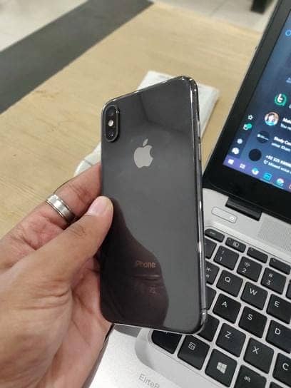 iPhone XS 64GB Dual PTA 1