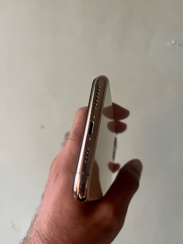 Iphone 11 pro max 64gb dual pta approved 8