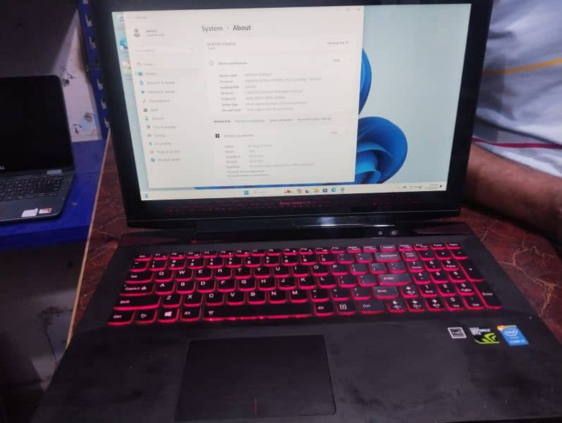 lenovo y50 70 Touch screen +gaming 4