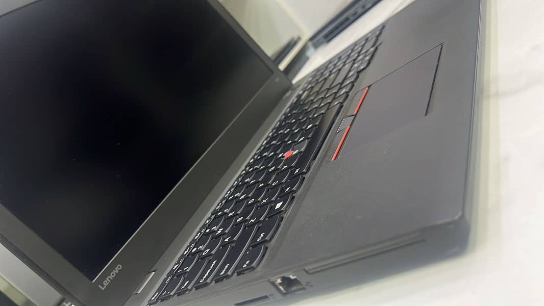 Lenovo Thinkpad P50s 1