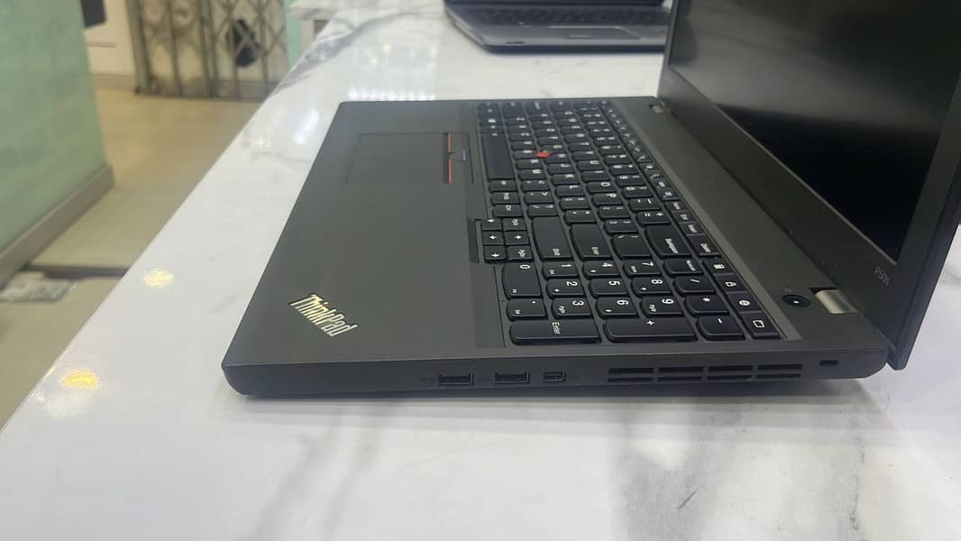 Lenovo Thinkpad P50s 2