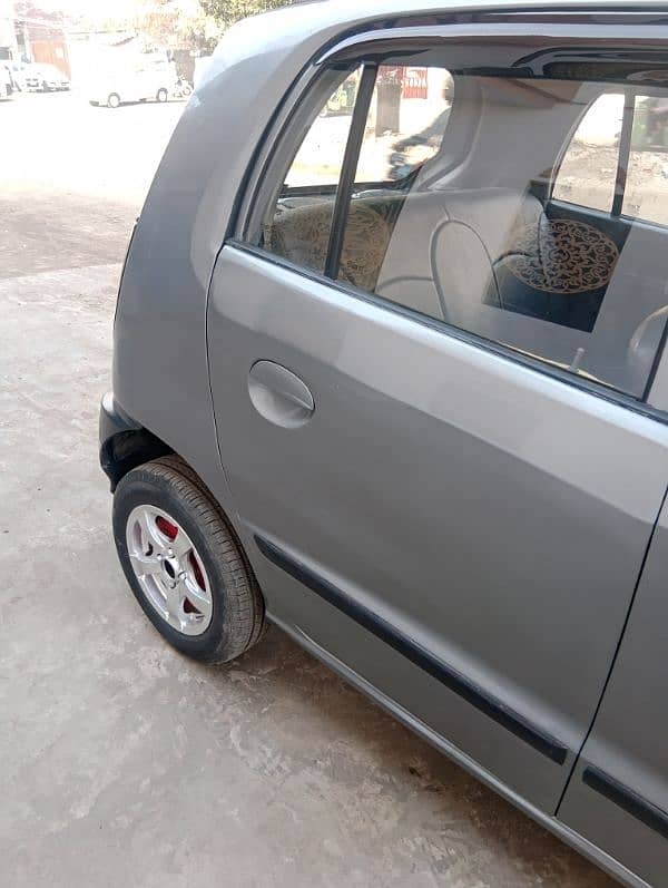 Hyundai Santro A one condition 2006 home use car 3