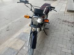 bike bulkul ok ha new condition ma ha koi Kam Nahi ha