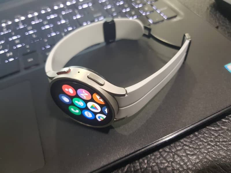 Samsung Watch 5Pro (45mm) from USA Without Charger Condition 10/10 1