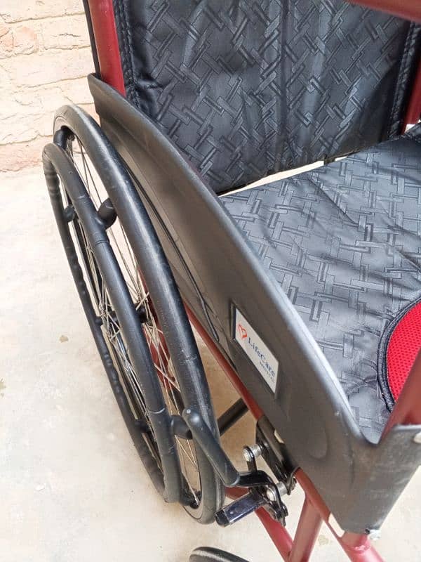 wheel chair new condition 2